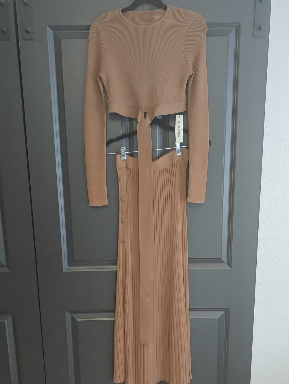 Commense Brown Ribbed Knit Long-Sleeve Crop Top & Pleated Skirt Set